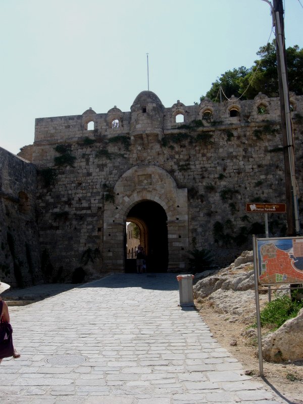 Fortress gate