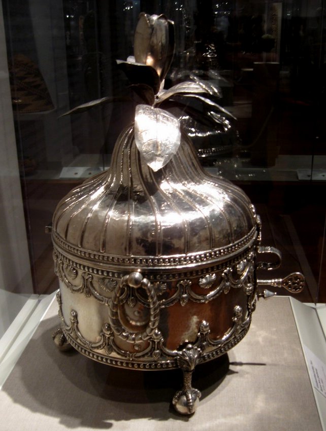 Silver spice box from Peru