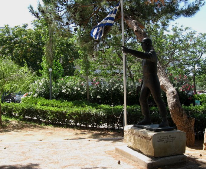 Statue, Crete